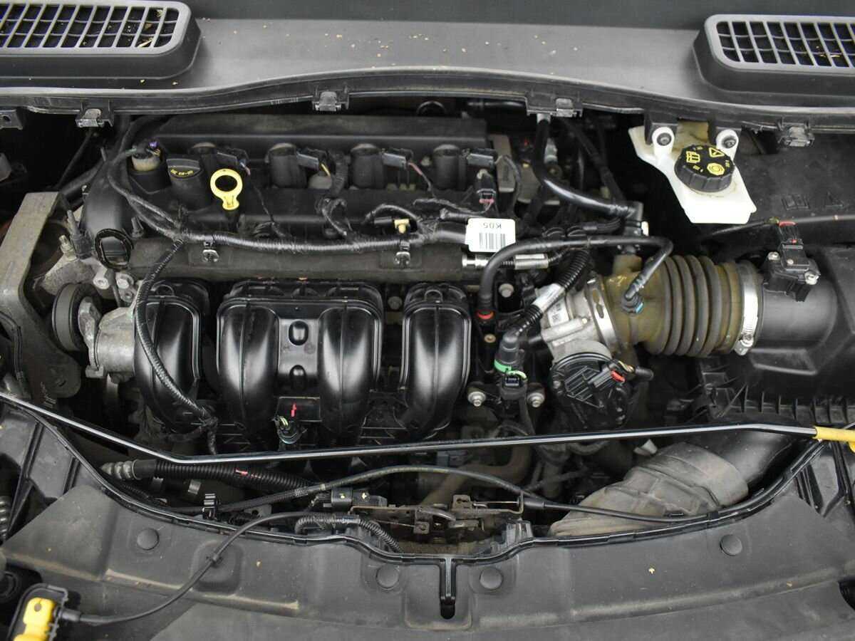 Б/У Форд Куга 2017 года. Фото: #17