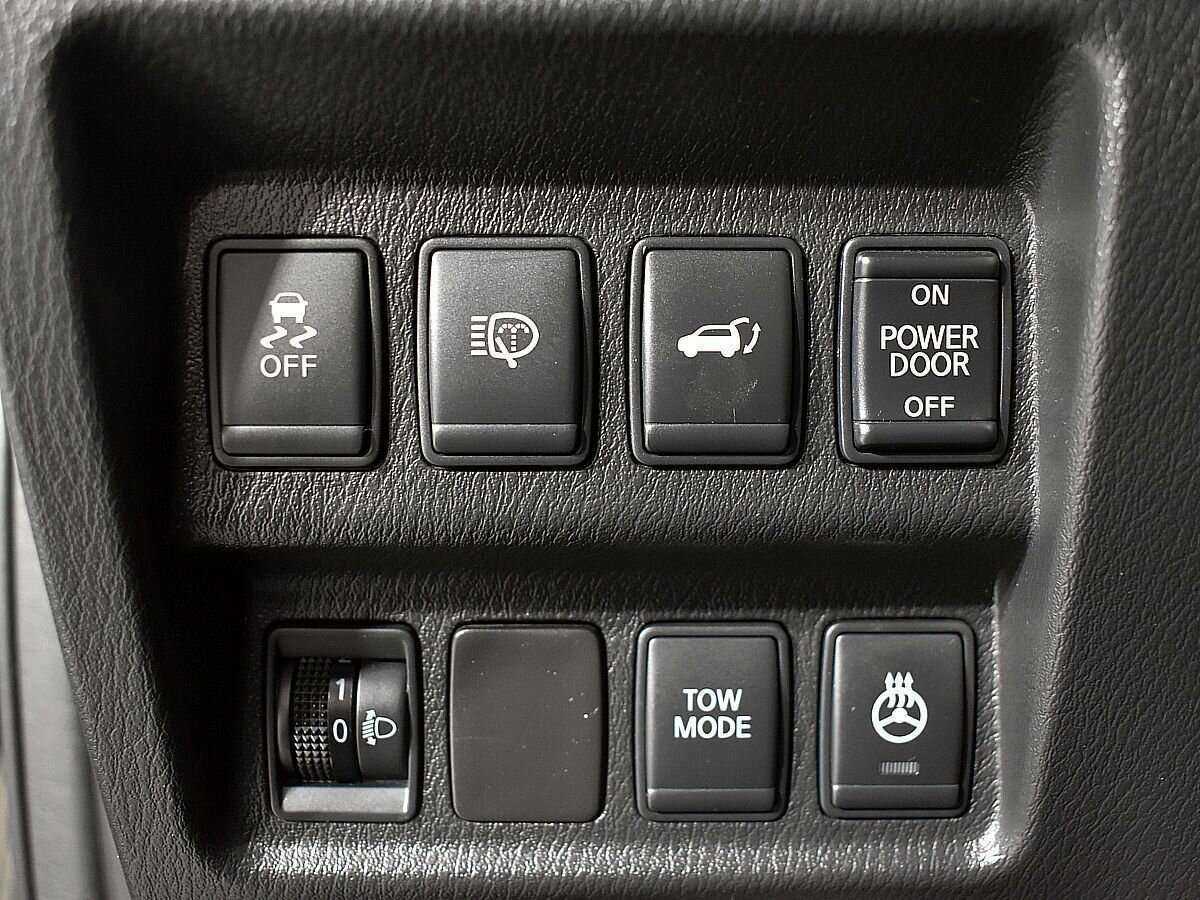 Б/У Ниссан Патфайндер 2015 года. Фото: #17