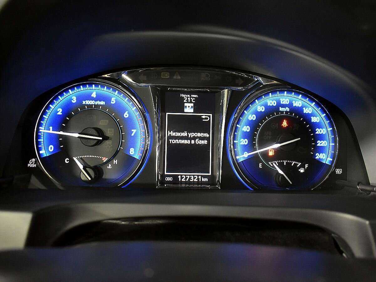 Toyota Camry 2014 года с пробегом. Фото: #11