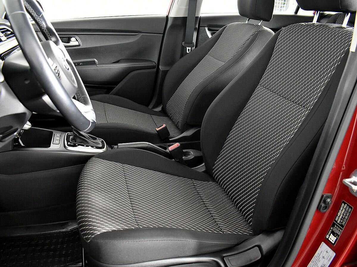 Б/У Киа Рио 2018 года. Фото: #7