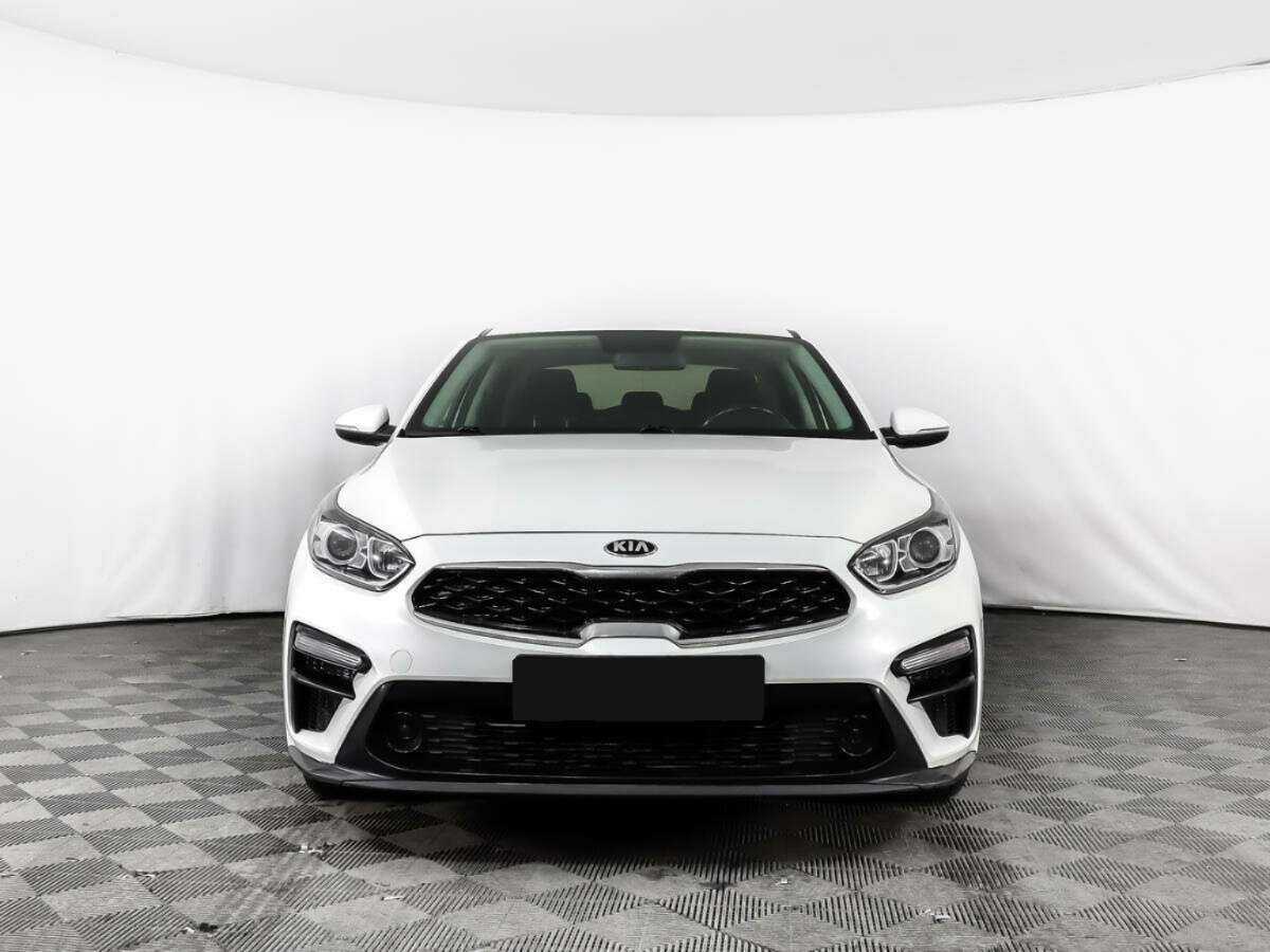 Б/У Киа Церато 2018 года. Фото: #1