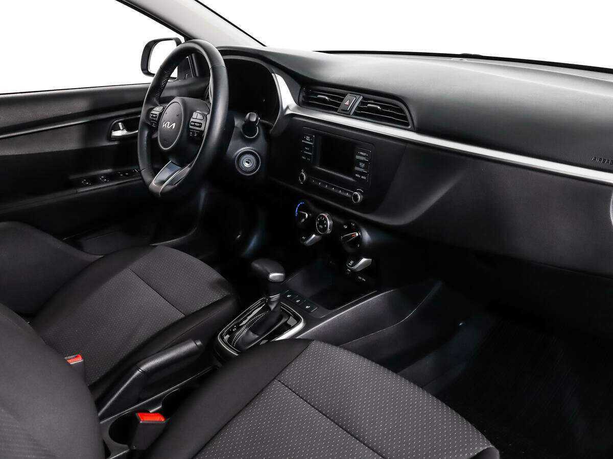 Б/У Киа Рио 2021 года. Фото: #10