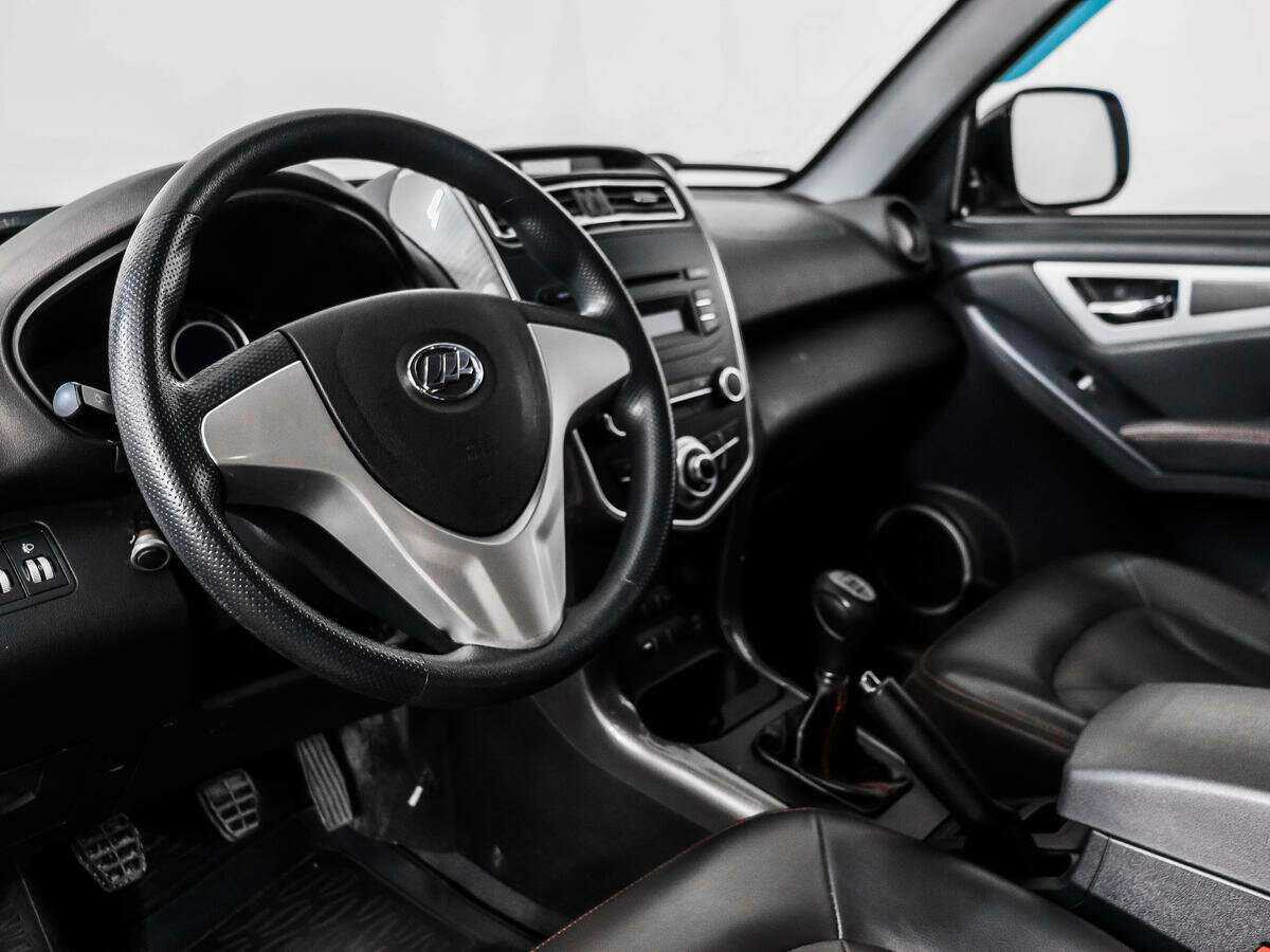 Б/У Лифан Икс60 2017 года. Фото: #8