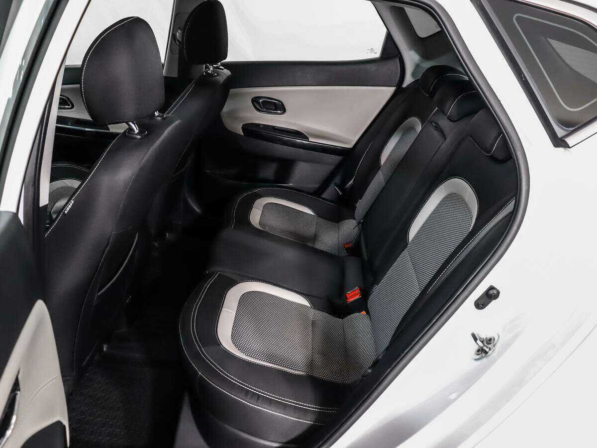 Б/У Киа Сид 2018 года. Фото: #8