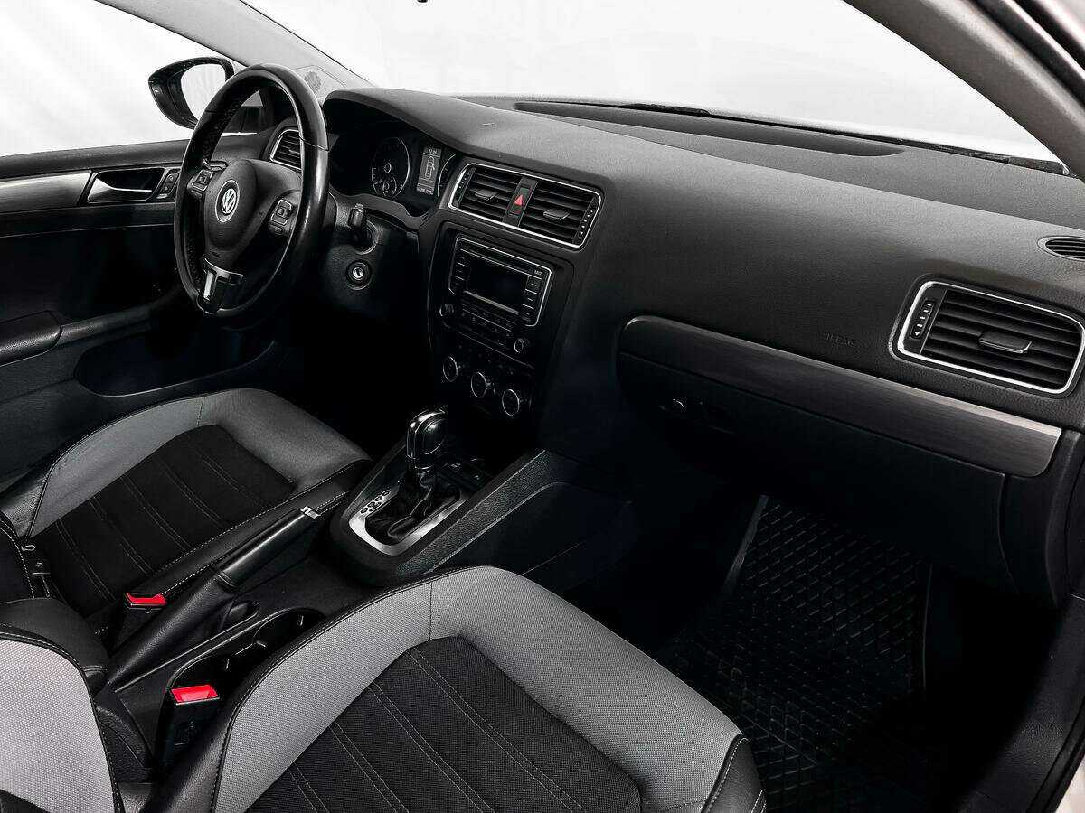 Б/У Фольксваген Джетта 2013 года. Фото: #10