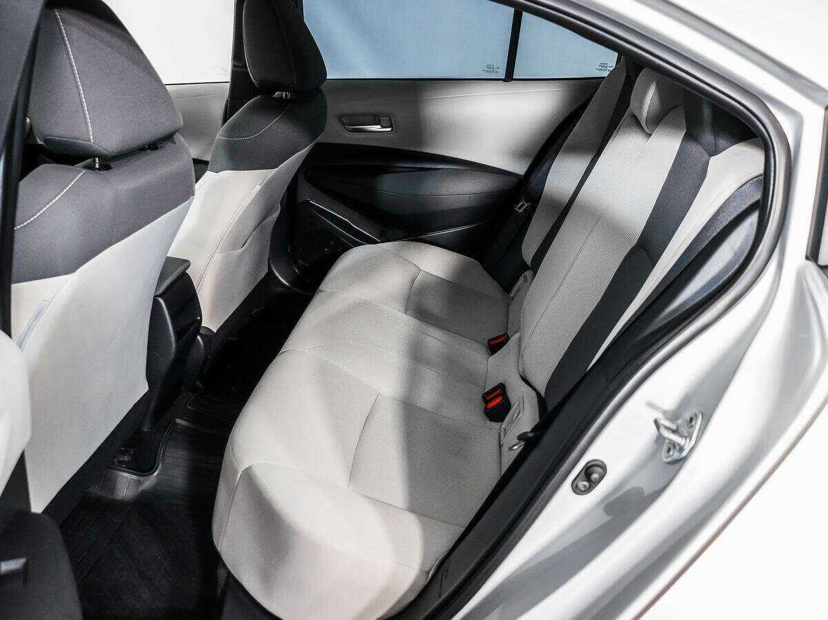Toyota Corolla 2021 года с пробегом. Фото: #9