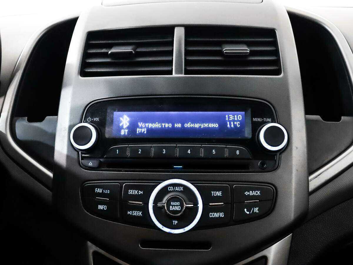 Б/У Шевроле Авео 2013 года. Фото: #14