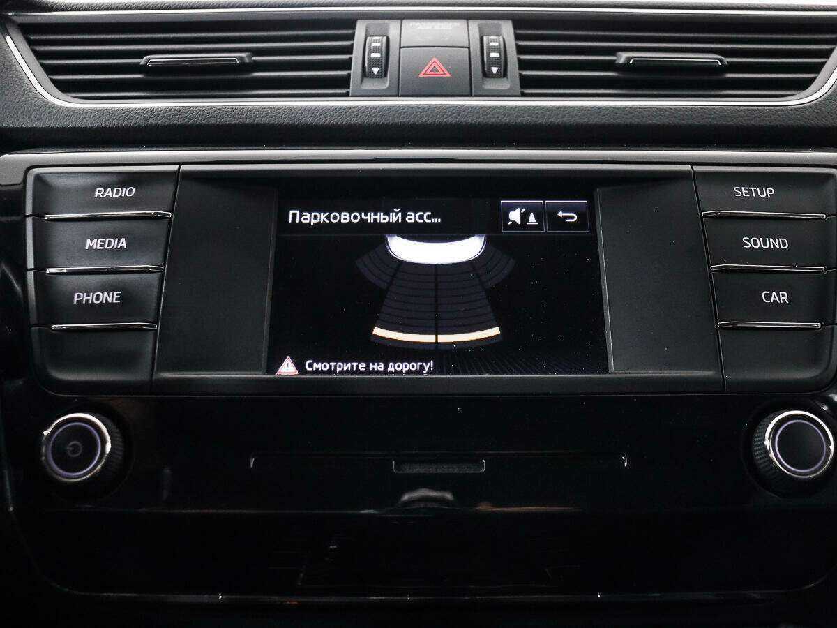 Б/У Шкода Суперб 2016 года. Фото: #13