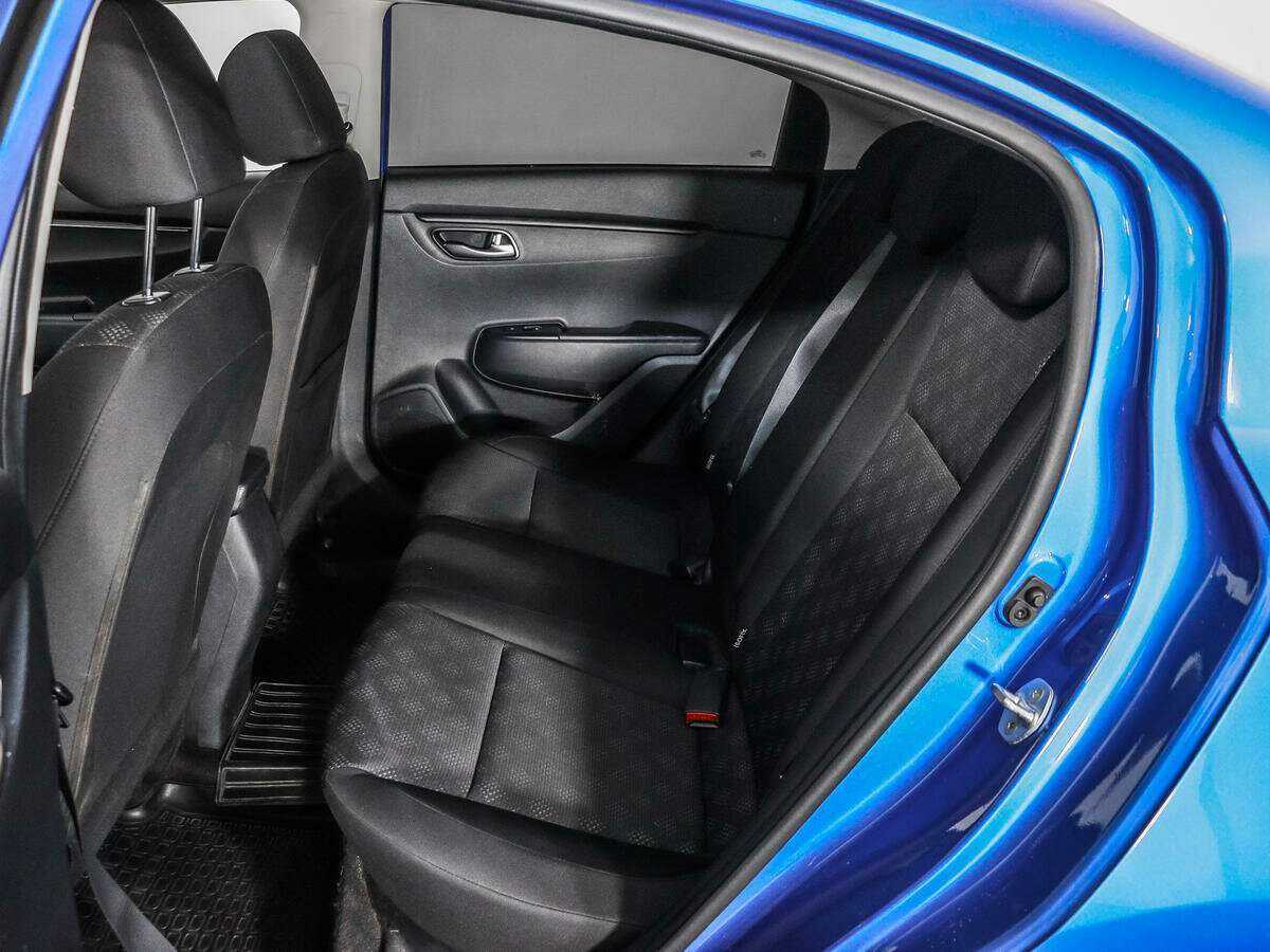 Б/У Киа Рио 2017 года. Фото: #9