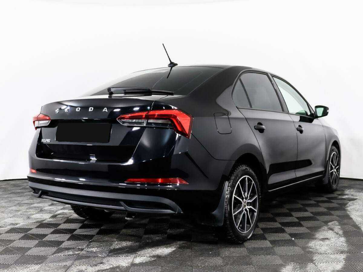 Б/У Шкода Рапид 2021 года. Фото: #3