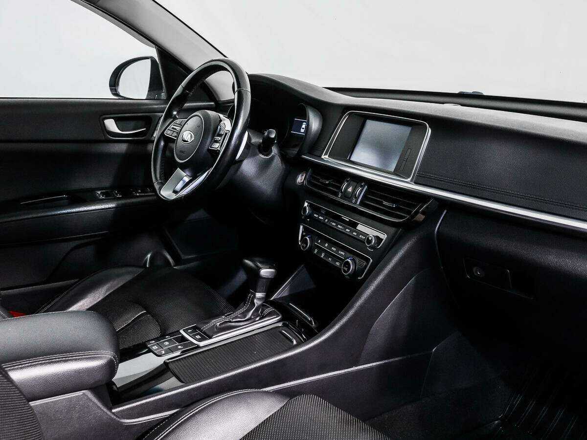 Б/У Киа Оптима 2018 года. Фото: #13