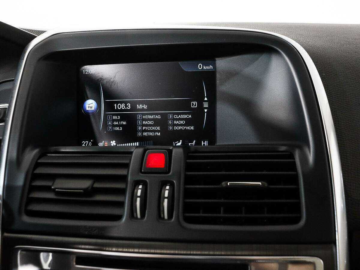 Б/У Вольво ИксЦ60 2014 года. Фото: #16