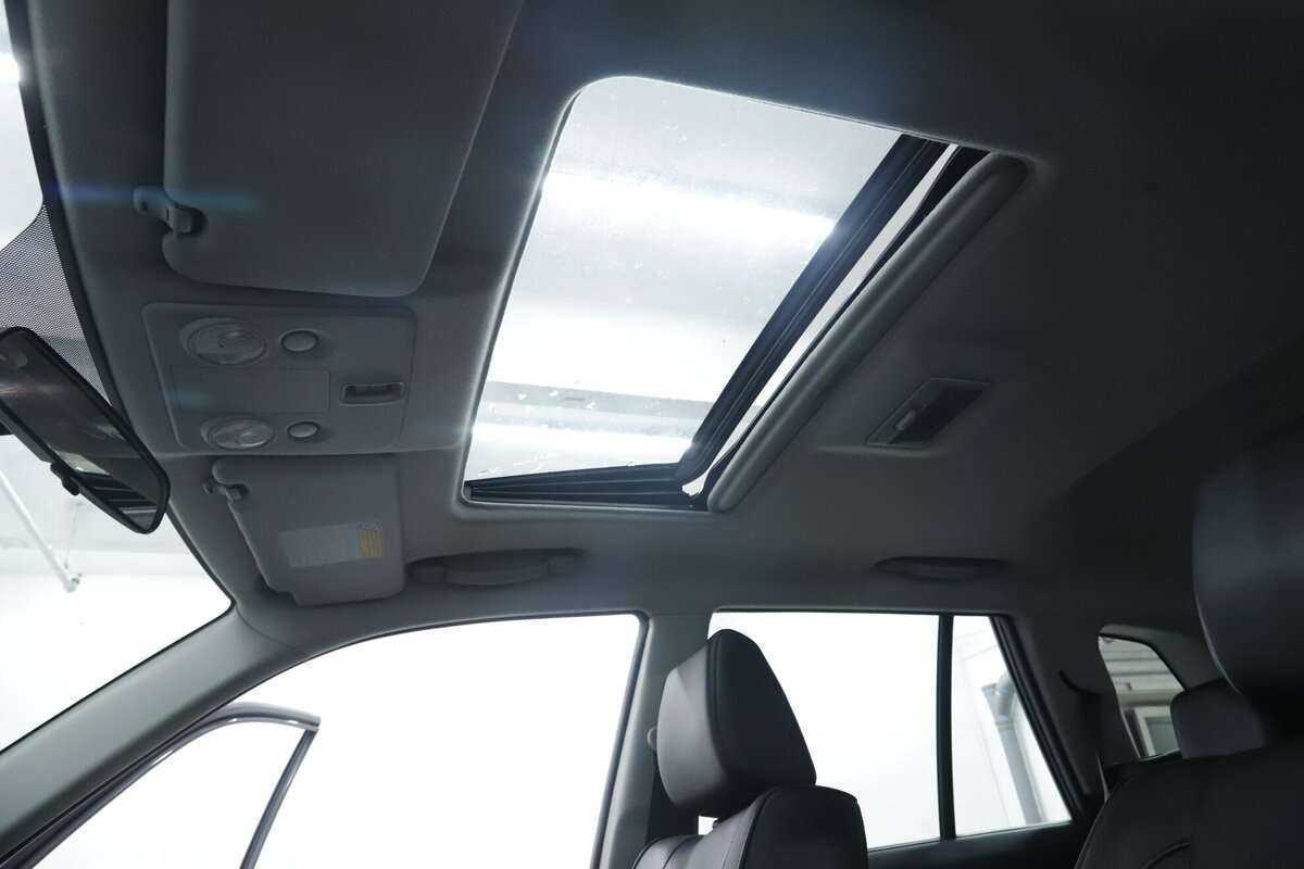 Б/У Сузуки Гранд Витара 2012 года. Фото: #6