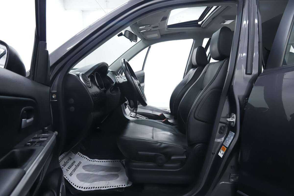 Б/У Сузуки Гранд Витара 2012 года. Фото: #7