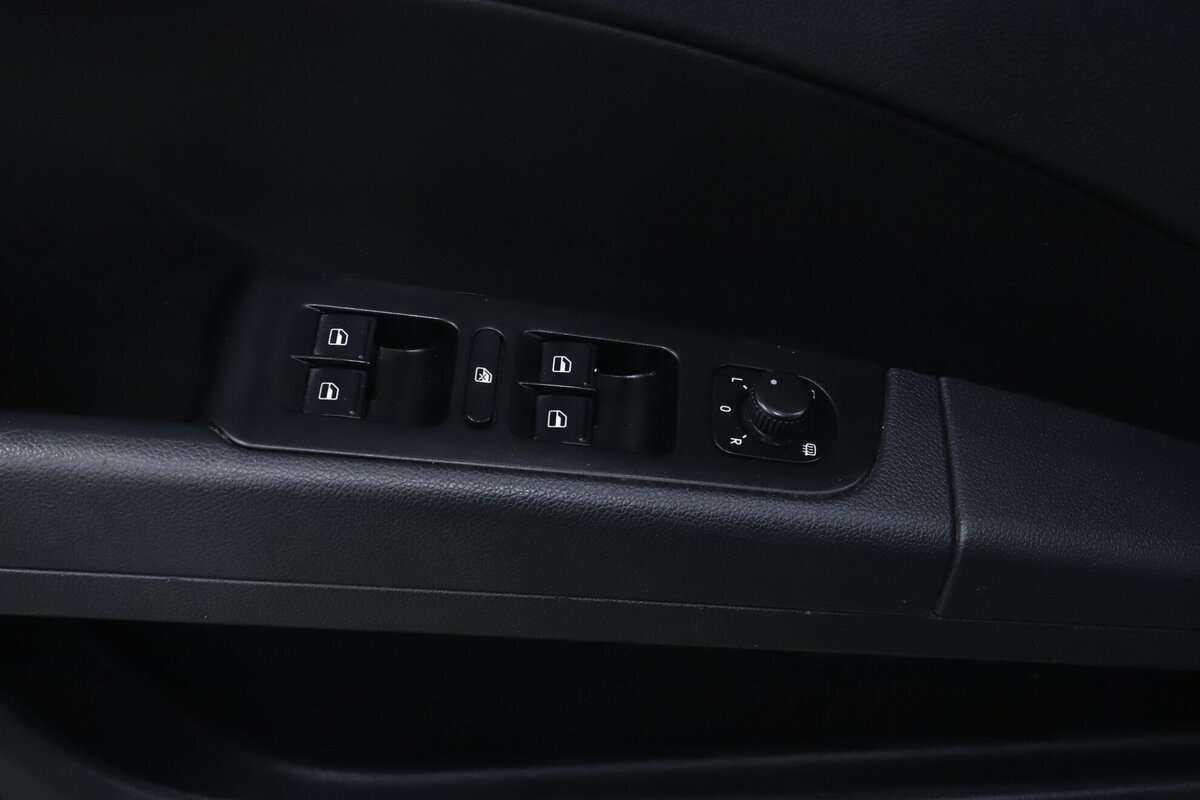 Б/У Шкода Суперб 2013 года. Фото: #10