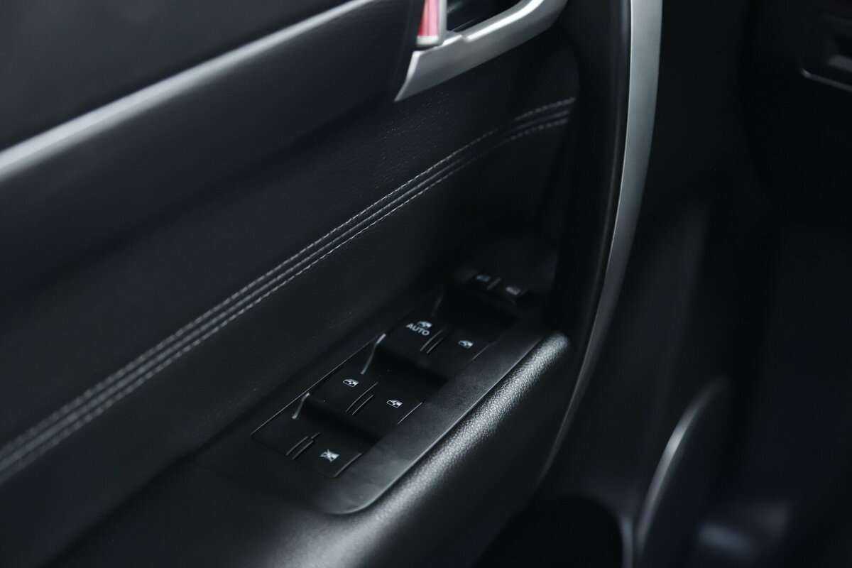 Б/У Шевроле Каптива 2015 года. Фото: #11