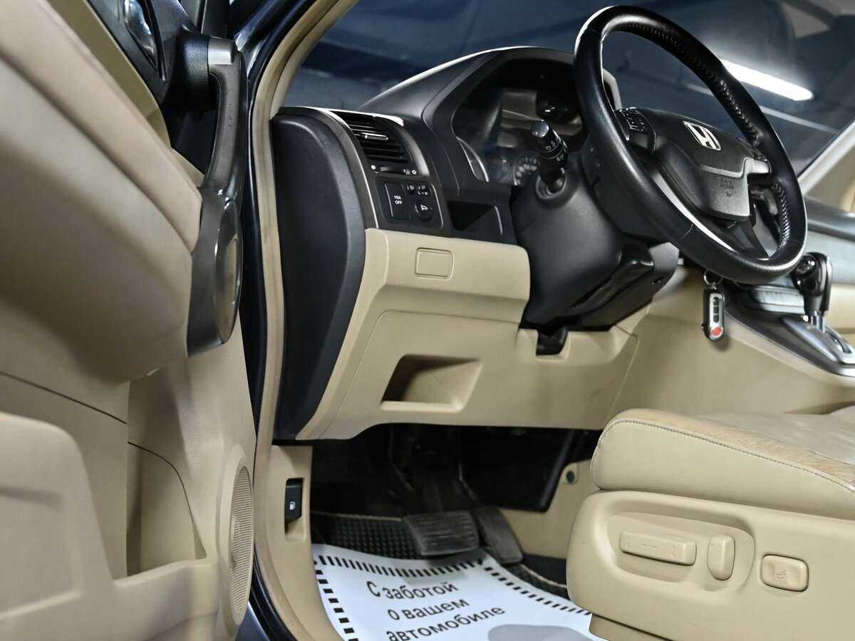 Б/У Хонда ЦР-В 2012 года. Фото: #4