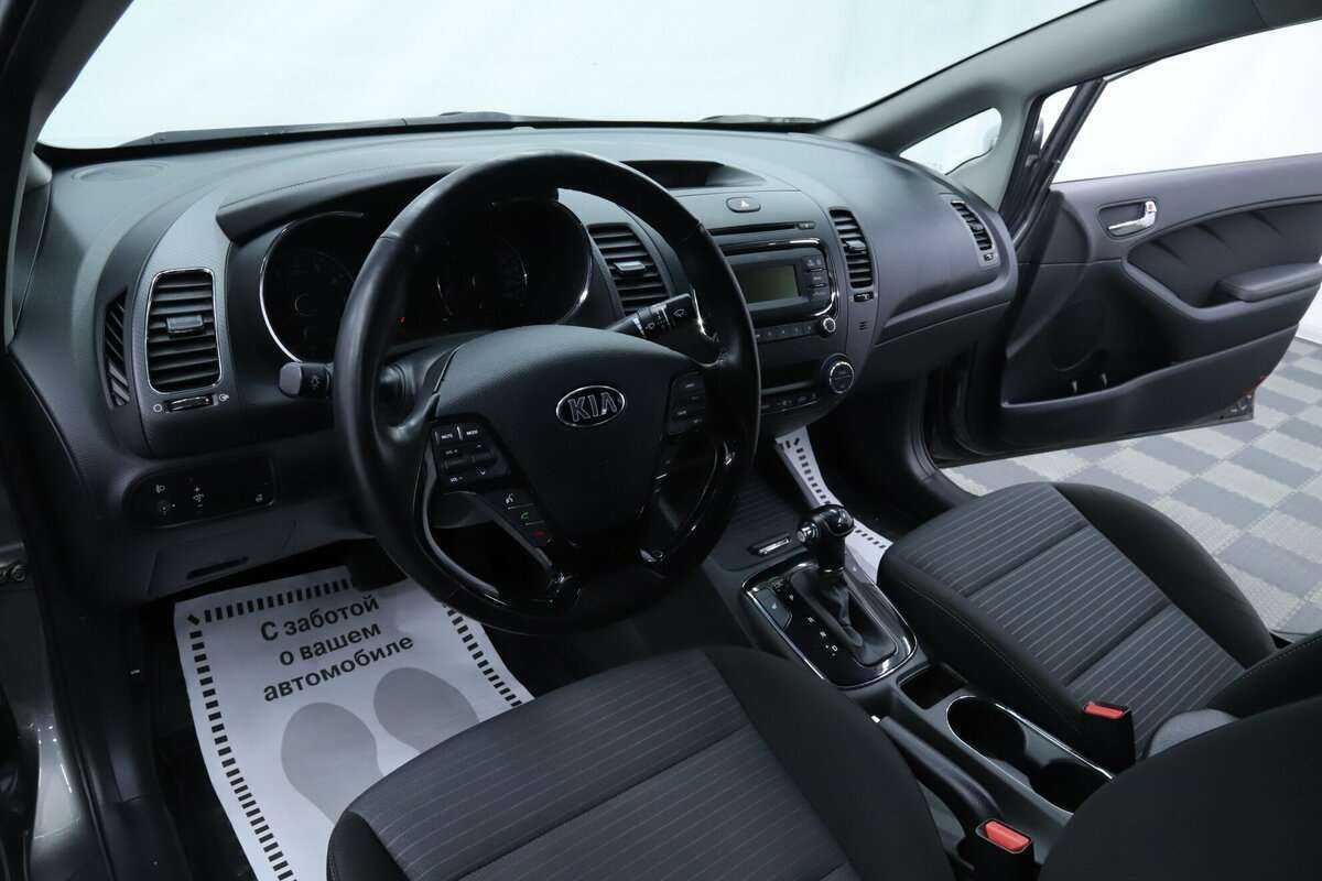 Б/У Киа Церато 2018 года. Фото: #8