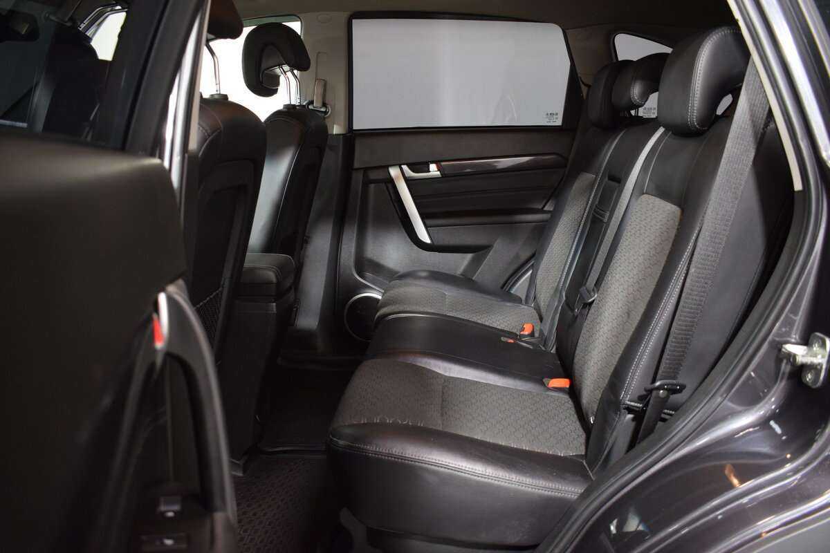 Б/У Шевроле Каптива 2014 года. Фото: #12