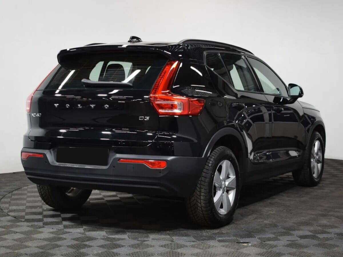 Volvo XC40 2019 года с пробегом. Фото: #4