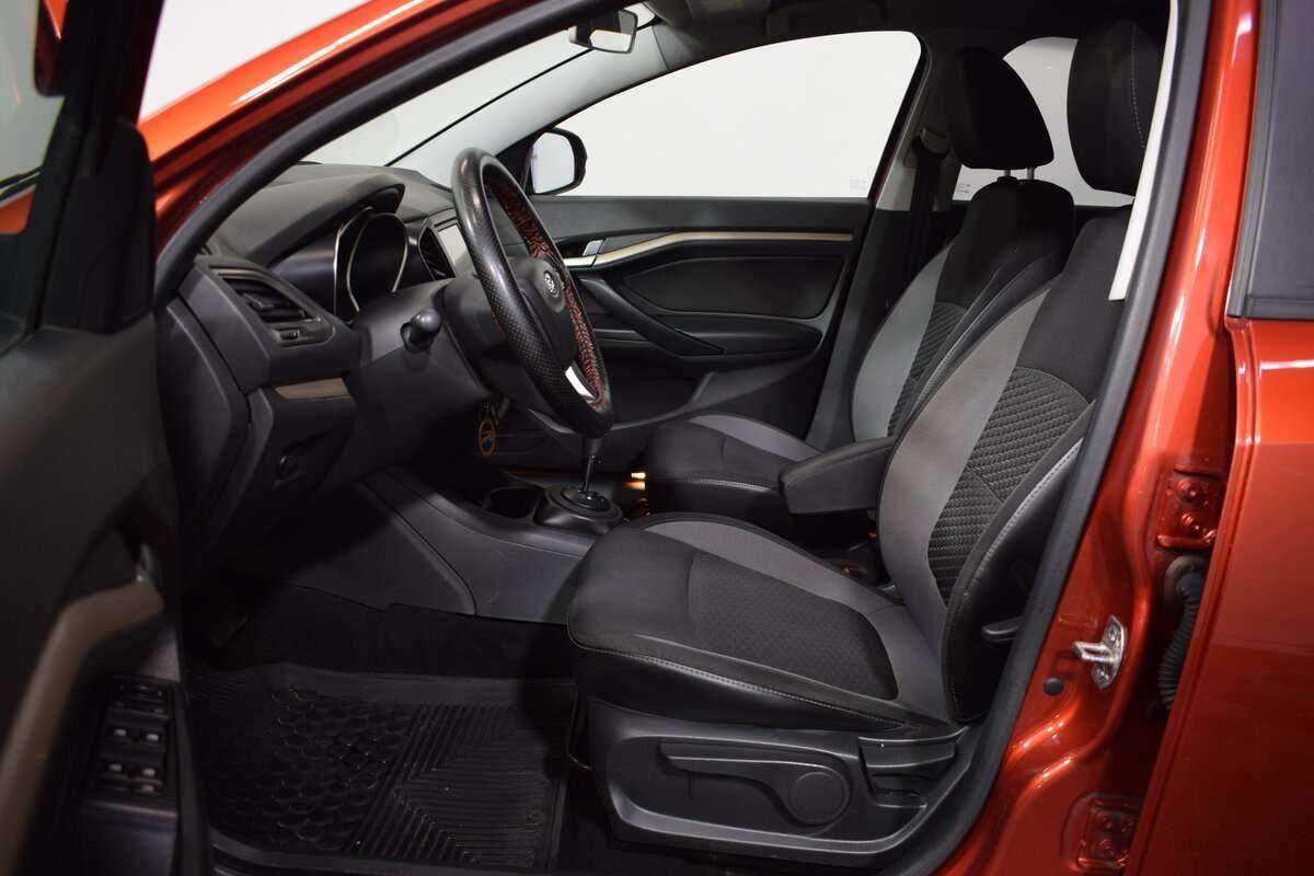 Б/У Лада (ВАЗ) Веста 2016 года. Фото: #10