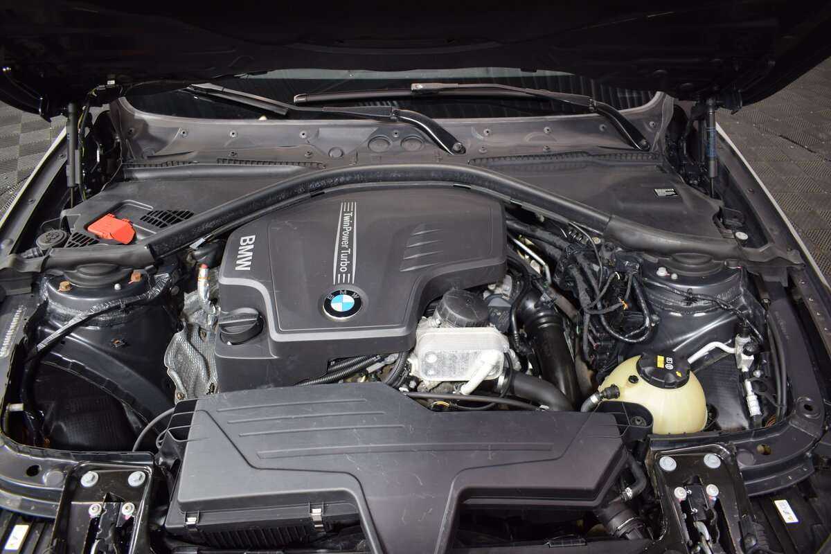 BMW 3 серии 2012 года с пробегом. Фото: #6