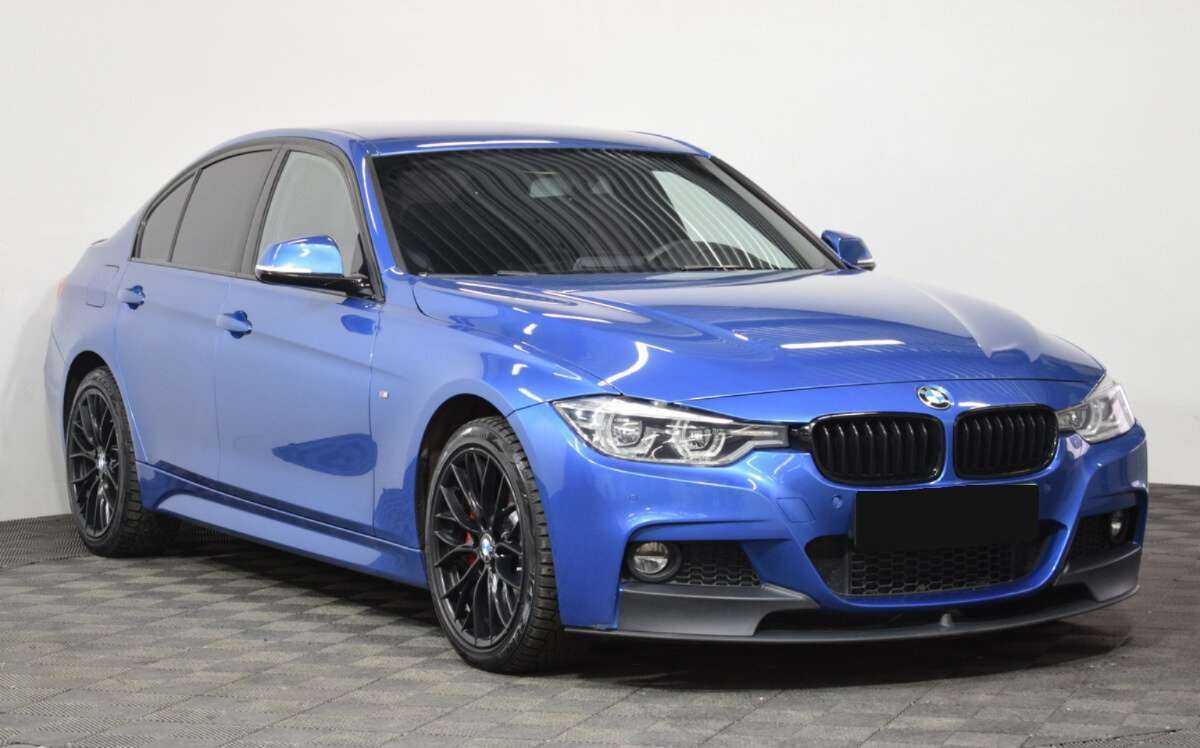 BMW 3 серии 2018 года с пробегом. Фото: #2
