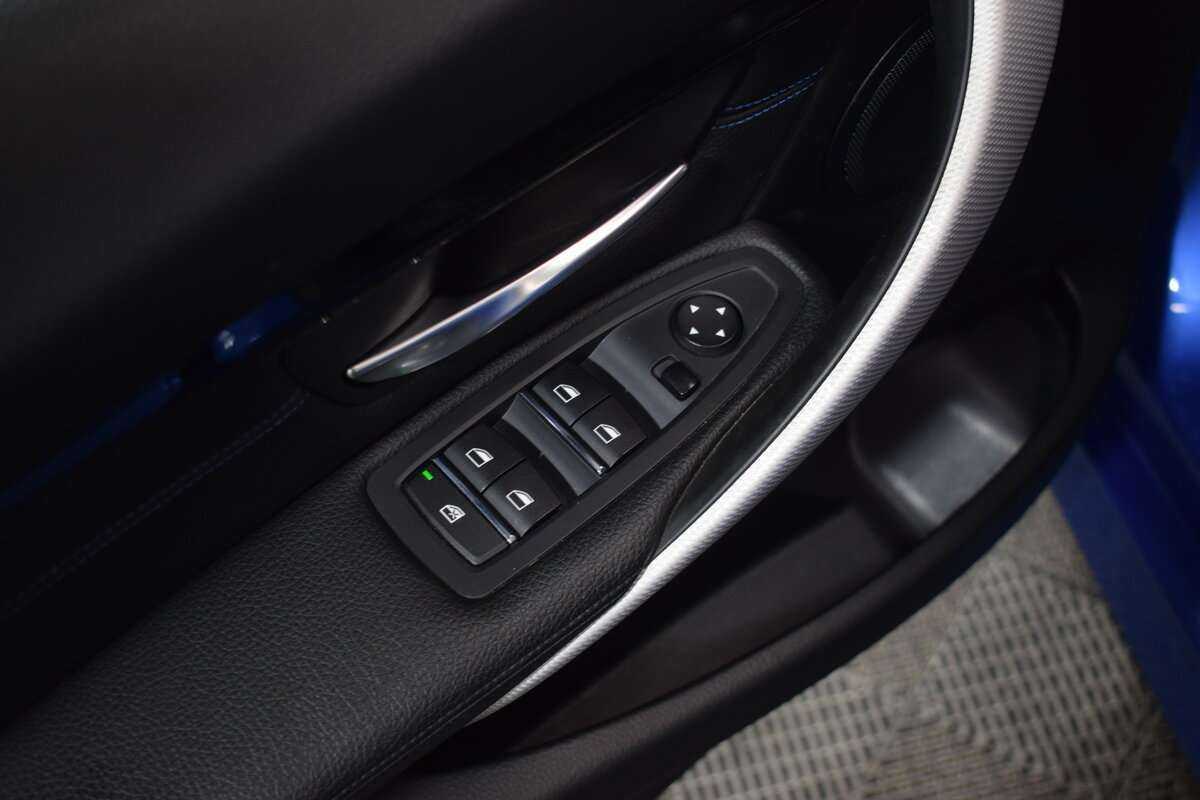 BMW 3 серии 2018 года с пробегом. Фото: #10