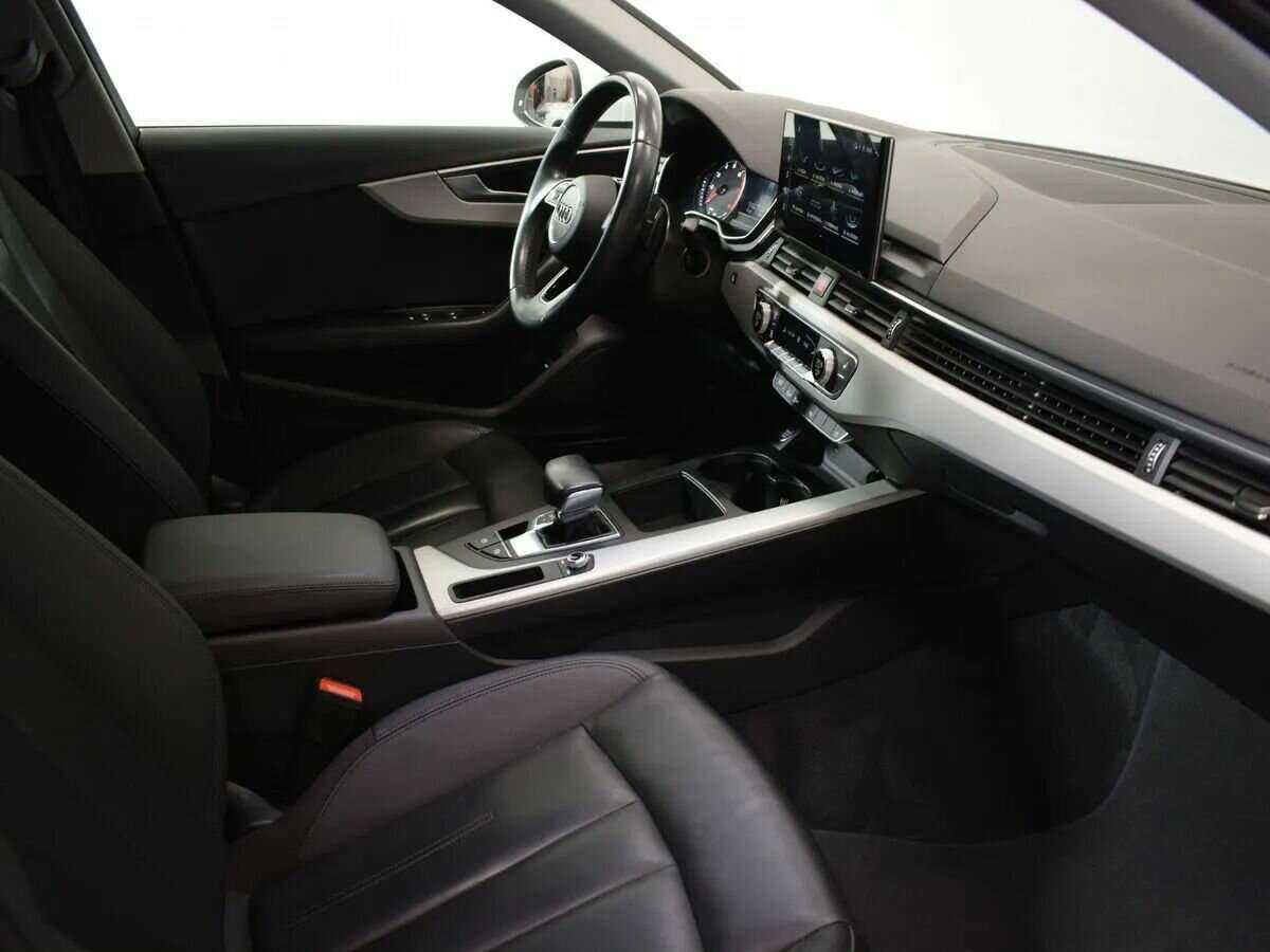 Audi A4 2020 года с пробегом. Фото: #5
