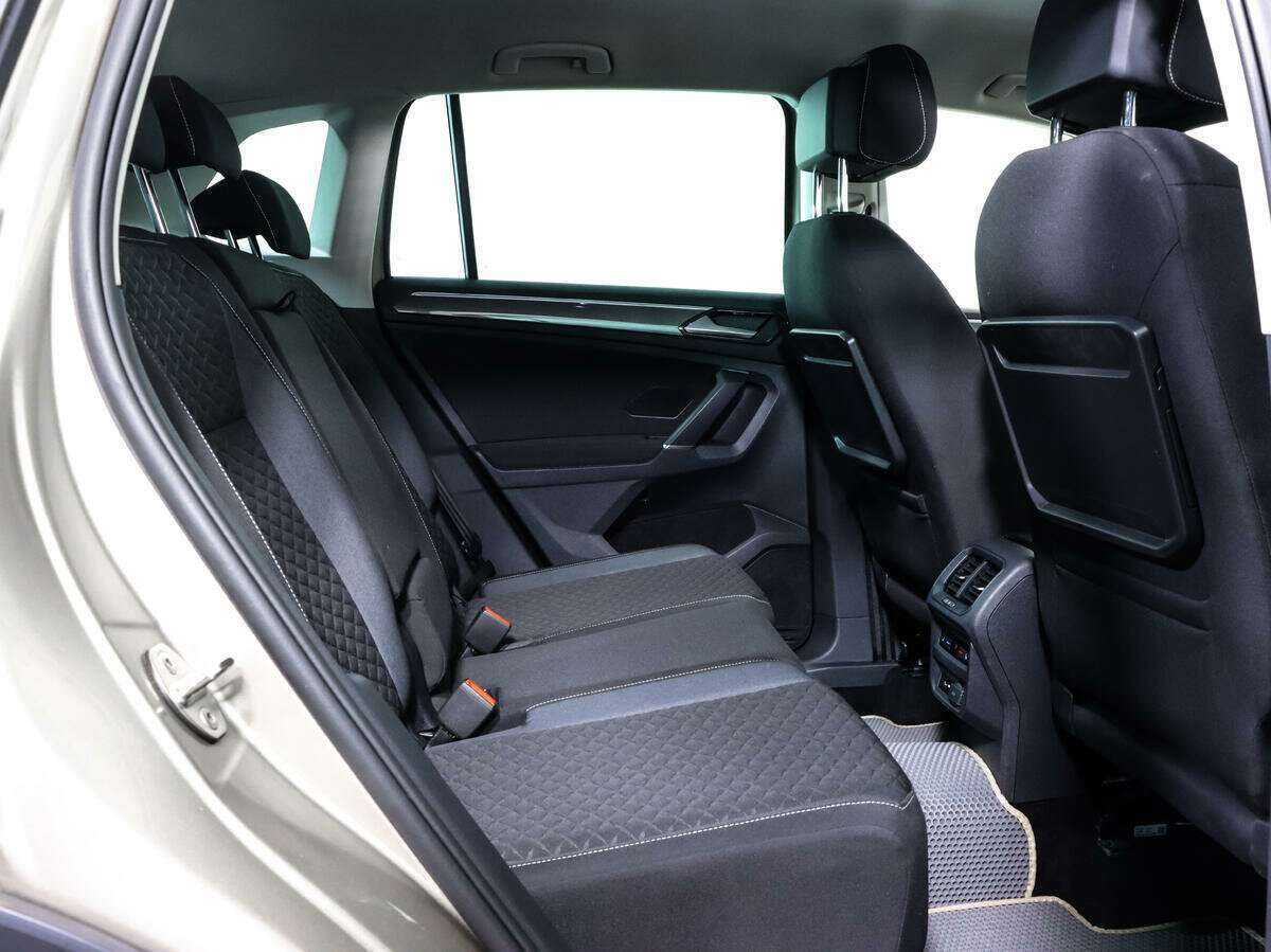 Volkswagen Tiguan 2018 года с пробегом. Фото: #16