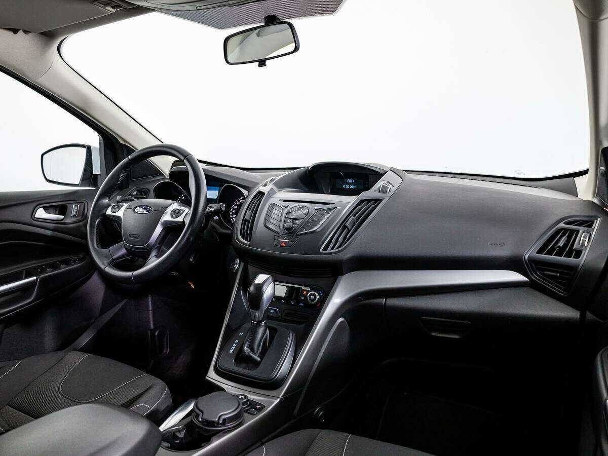 Б/У Форд Куга 2016 года. Фото: #6