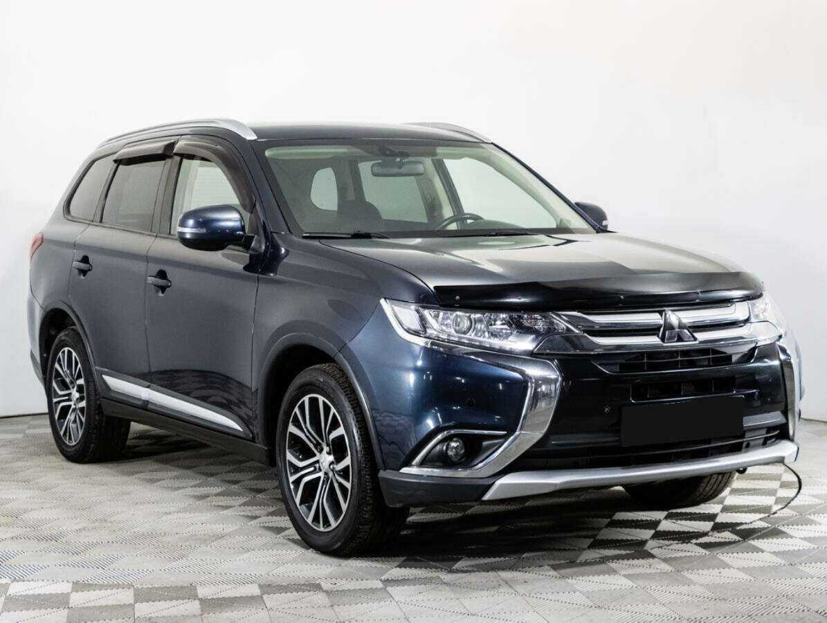 Mitsubishi Outlander 2017 года с пробегом. Фото: #2