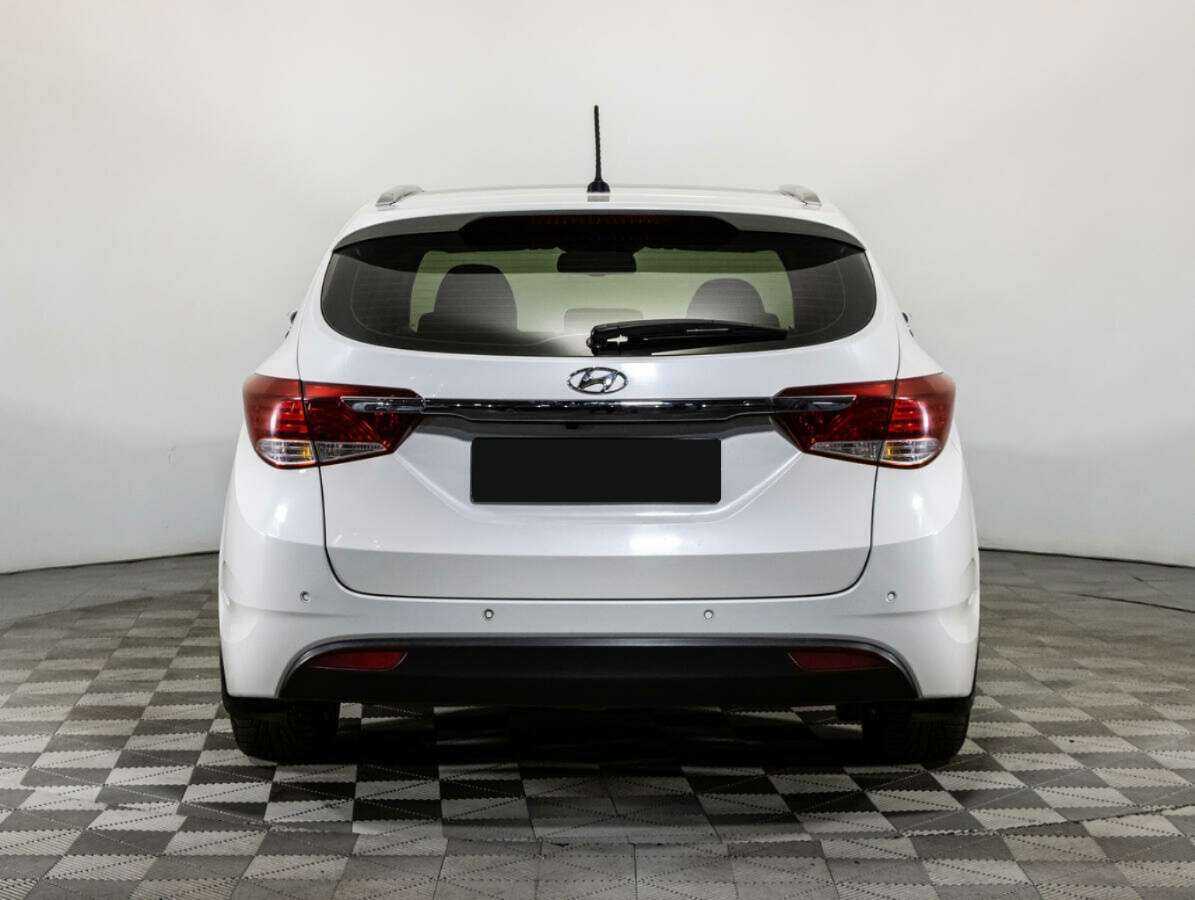 Б/У Хендай ай40 2014 года. Фото: #4