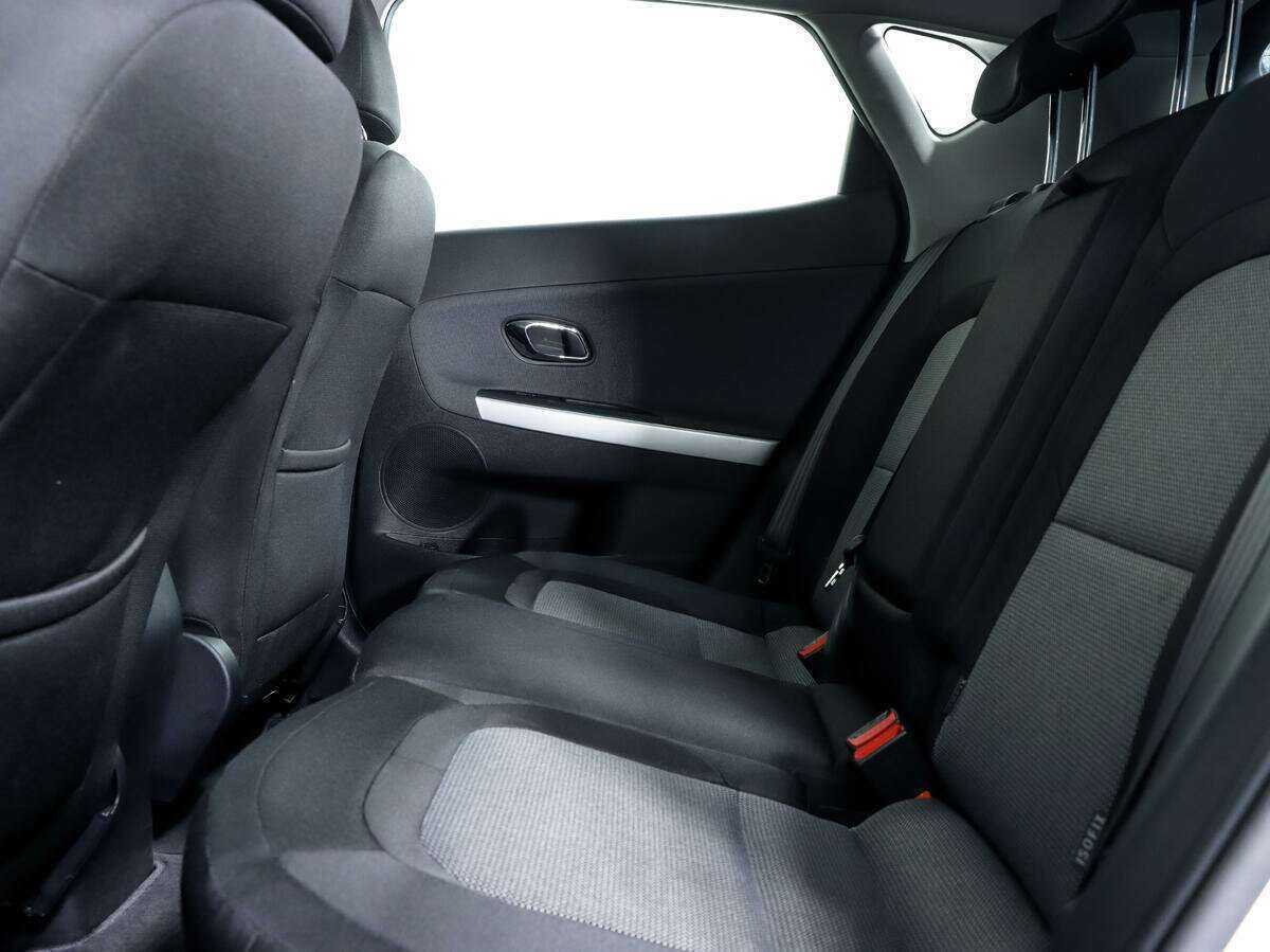 Б/У Киа Сид 2017 года. Фото: #10