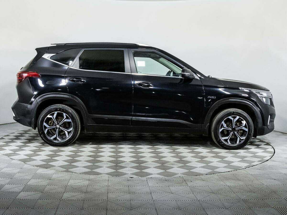 Б/У Киа Сельтос 2021 года. Фото: #3