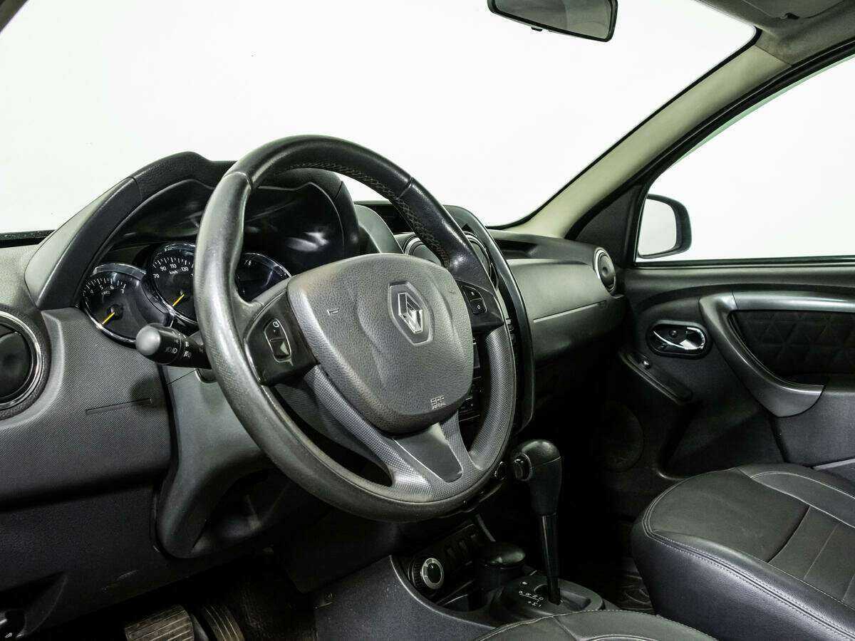 Б/У Рено Дастер 2015 года. Фото: #10