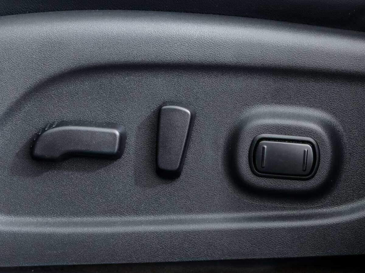 Б/У Ниссан Патфайндер 2015 года. Фото: #13