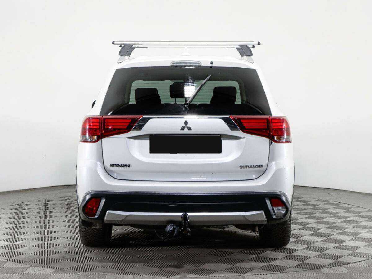 Mitsubishi Outlander 2018 года с пробегом. Фото: #5