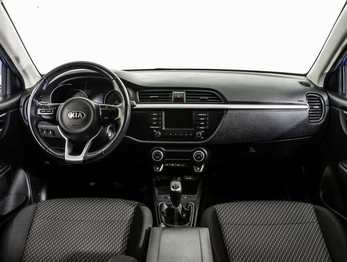 Б/У Киа Рио 2017 года. Фото: #7