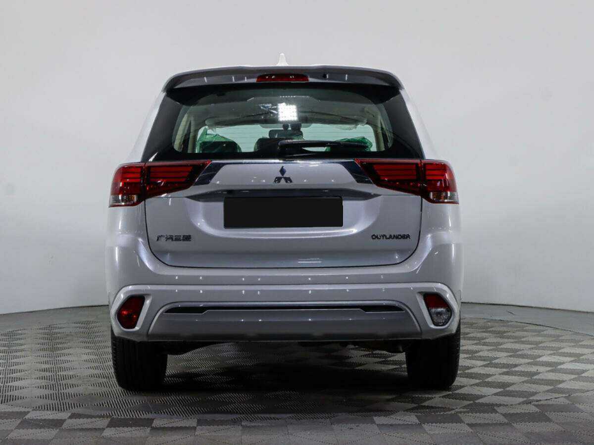 Mitsubishi Outlander 2022 года с пробегом. Фото: #4