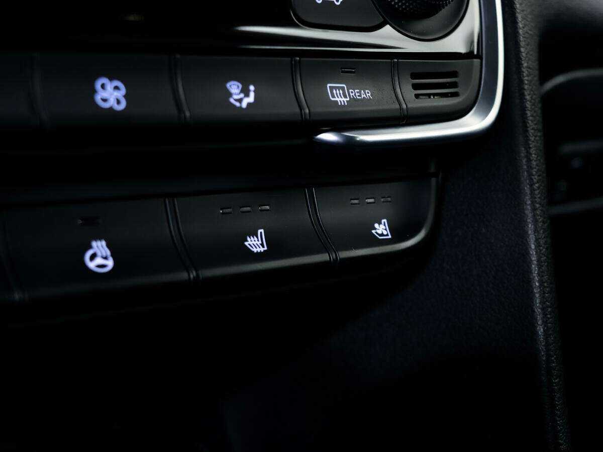 Hyundai Santa Fe 2018 года с пробегом. Фото: #17