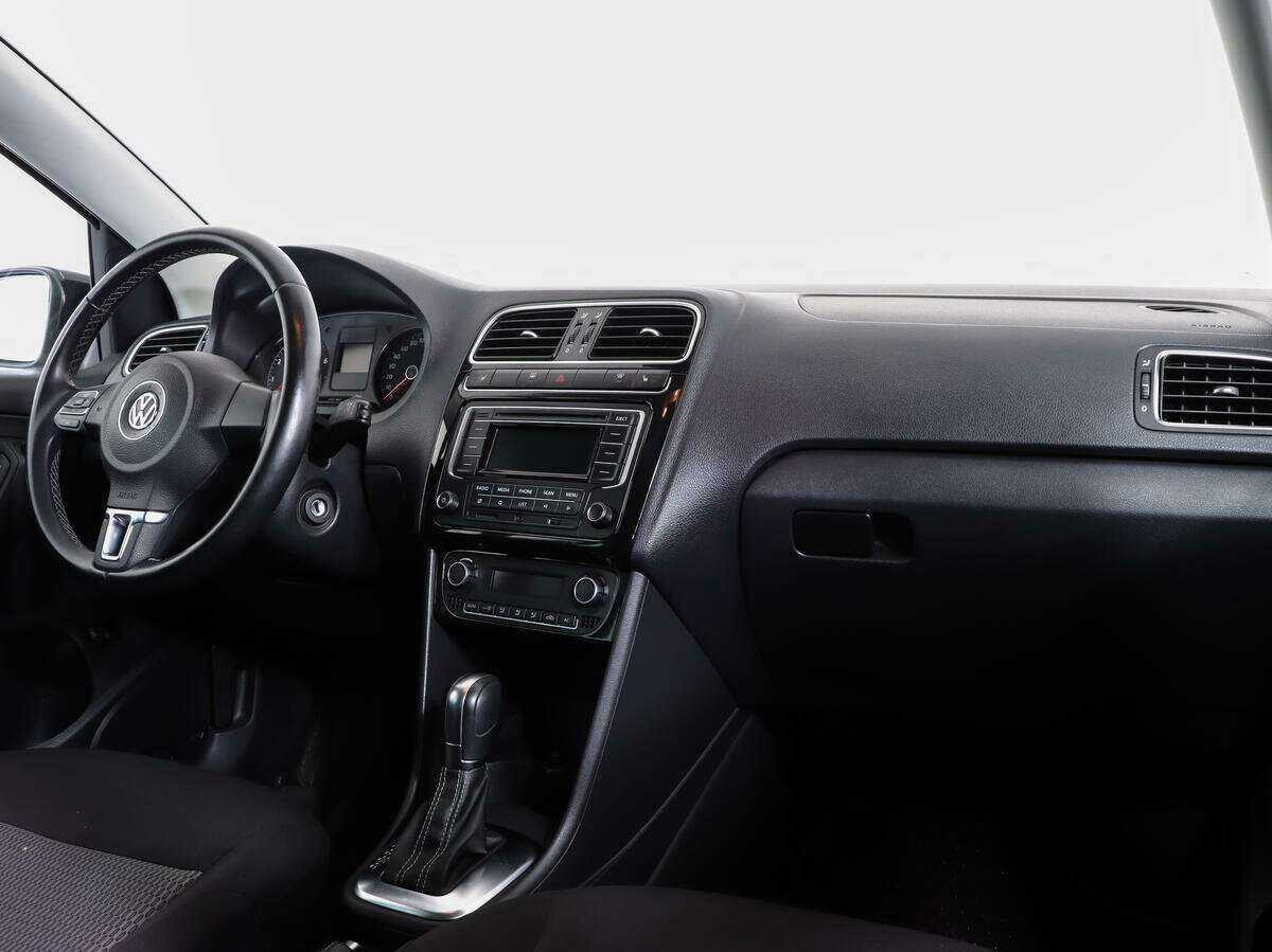 Б/У Фольксваген Поло 2014 года. Фото: #8