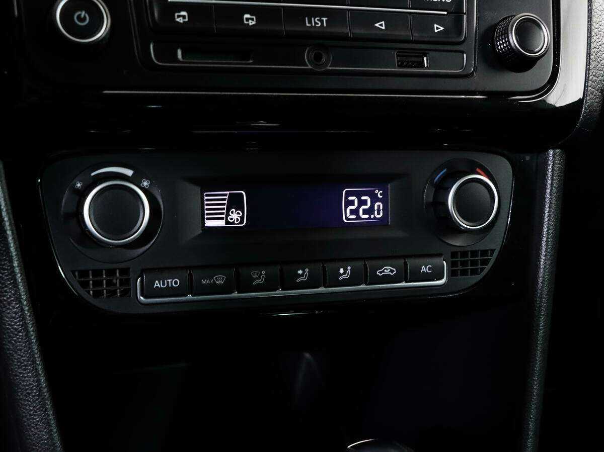 Б/У Фольксваген Поло 2014 года. Фото: #13