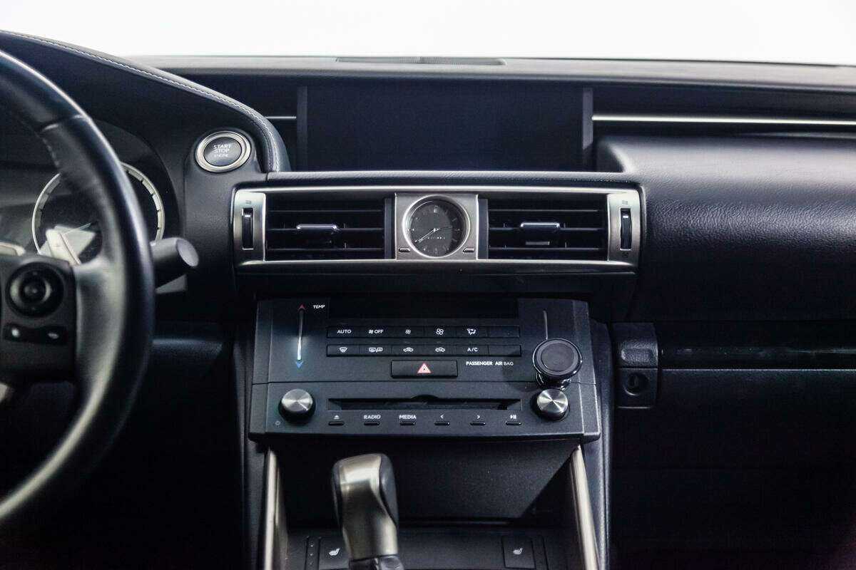 Lexus IS 2014 года с пробегом. Фото: #15