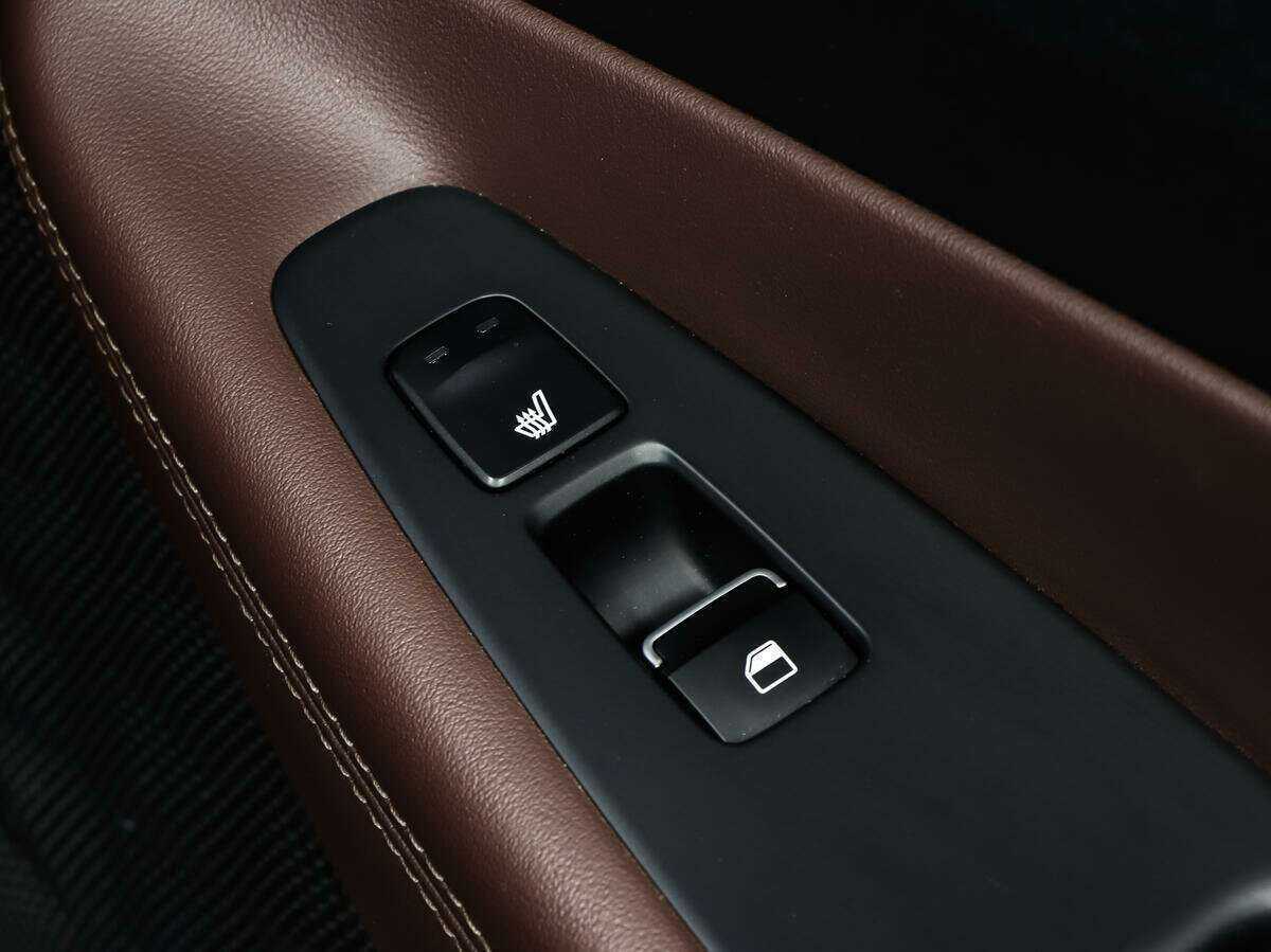 Hyundai Santa Fe 2018 года с пробегом. Фото: #21