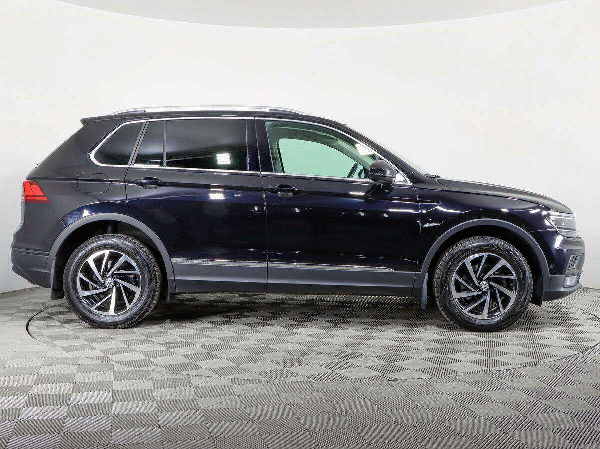 Volkswagen Tiguan 2018 года с пробегом. Фото: #3