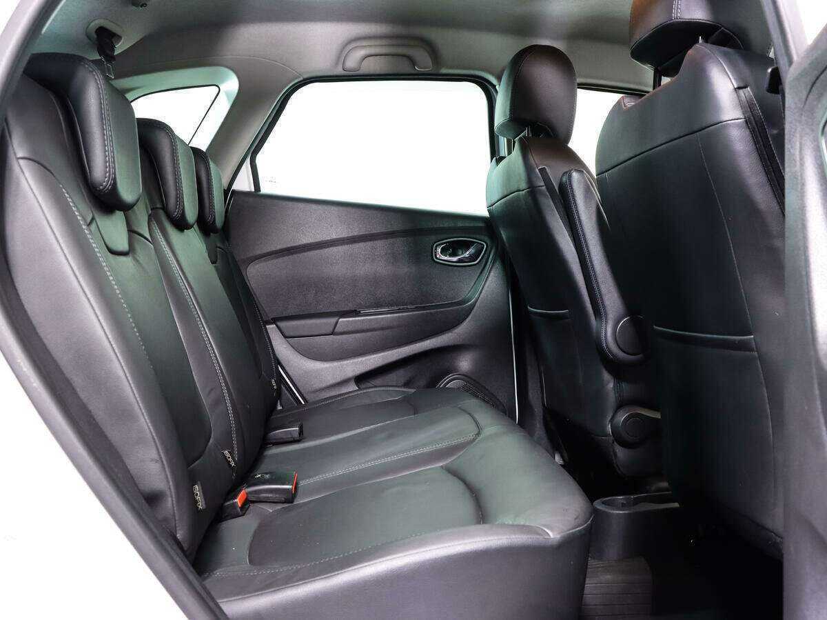 Б/У Рено Каптюр 2016 года. Фото: #12