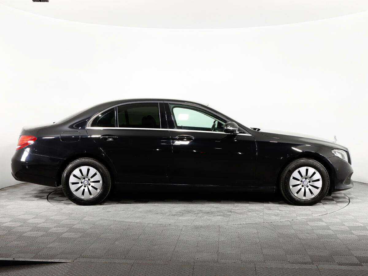 Mercedes-Benz E-Класс 2016 года с пробегом. Фото: #3