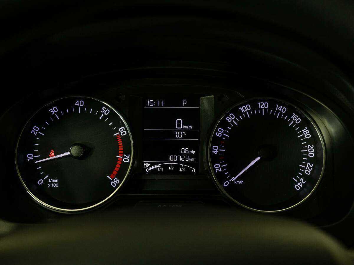 Б/У Шкода Рапид 2016 года. Фото: #10