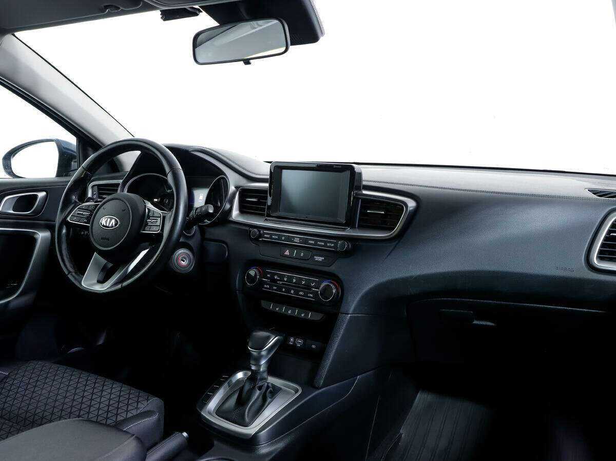 Б/У Киа Сид 2018 года. Фото: #8